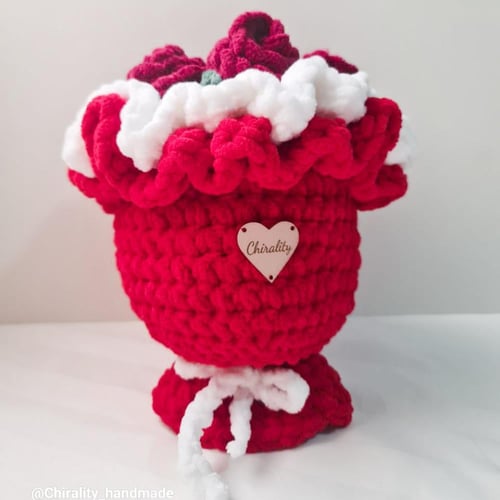 باقة ورد مخمل (كبير)