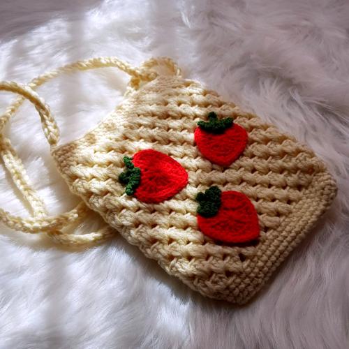 Crochet crossbody bag