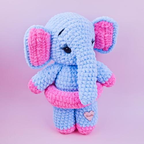 فلفيلو بعوامه مسبح