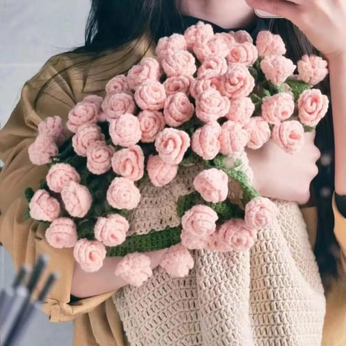 مفرش الباقة التريند – قطعة ديكور كروشيه (1 متر)