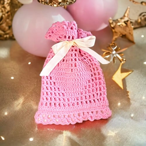 كيس شنطة دانتيل قلب للمكياج