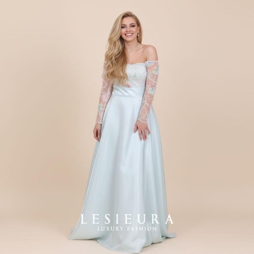 فستان سهرة تيفاني بتطريز اعلى الصدر