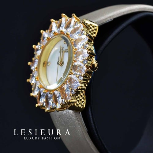 ساعة كلاريت المميزة