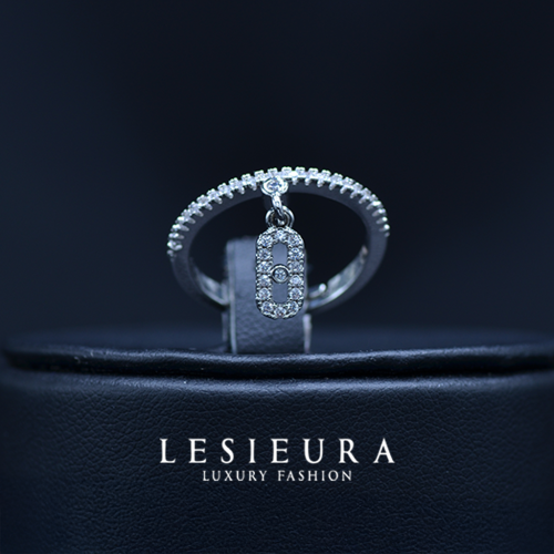 خاتم كريستَل الفضي بتصميم ميسكا