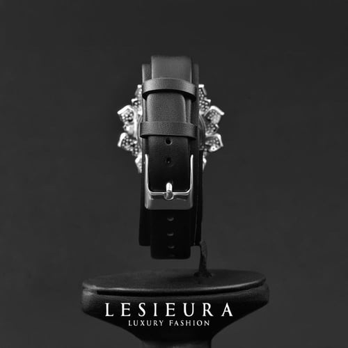 ساعة لوتيسيا بتصميم فاخر