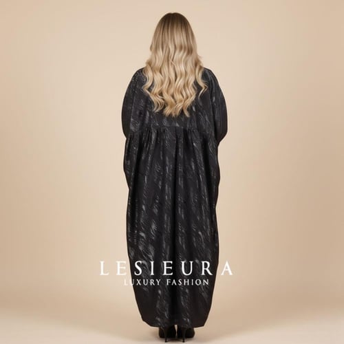 عباية نص بشت مشجرة باللون الرمادي