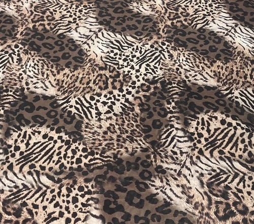 عباية بلاك فيلفت مع تبطين تايقر