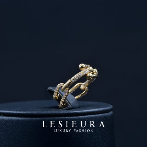 طقم فيريديا الذهبي بتصميم تيفاني