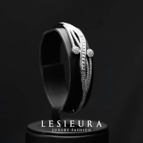 أسورة سيرا الملكية