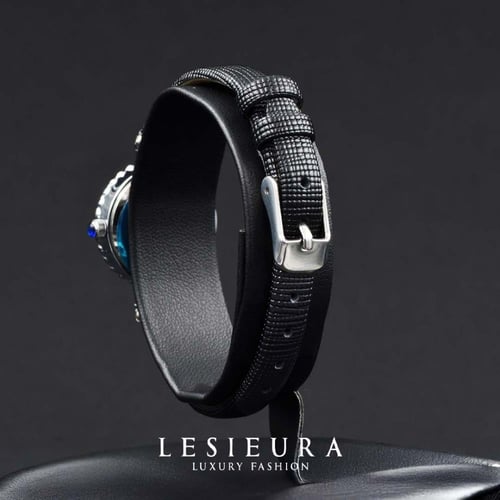 ساعه بيجو الفاخرة باللون الاسود والفضي