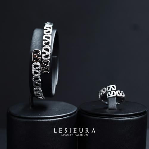 طقم فاليرا الفاخر