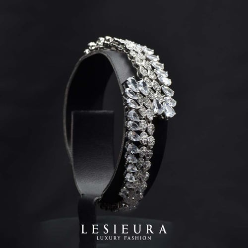 طقم اكسسوار لومييغ بدقة الالماس