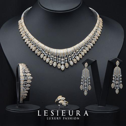 طقم اكسسوار كريشيندو الملكي