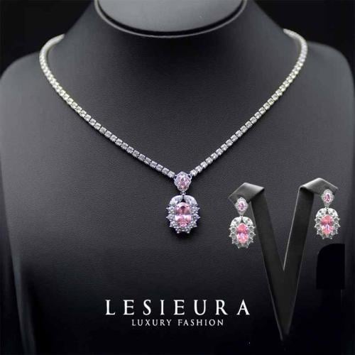 طقم كْرِمْسِن ماجِستي