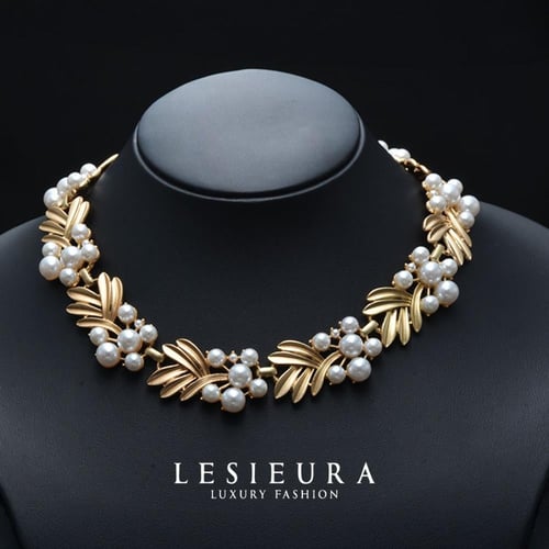 طقم اكسسوار ماجيستو الذهبي