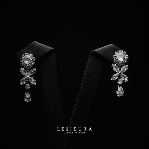 طقم اكسسوار إيزابيل الملكي ببريق الالماس وسحر الثل...