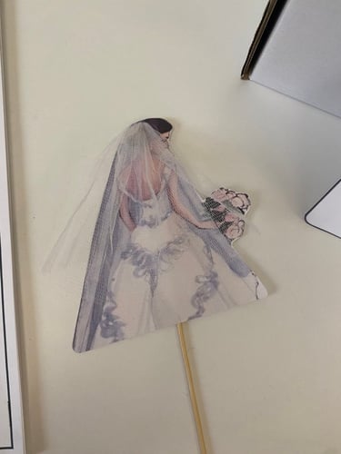 بوكس توديع العزوبية وردي