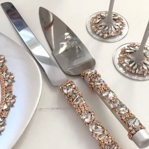 طقم عرسان مرصع ب كريستال شوارفسكي مكون من 12 قطعة...