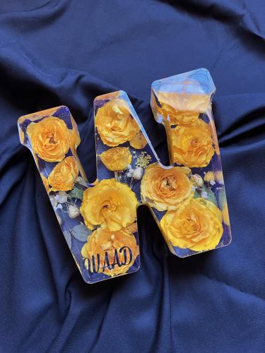 حفظ الورد الطبيعي بالريزن - حرف ريزن لون اصفر