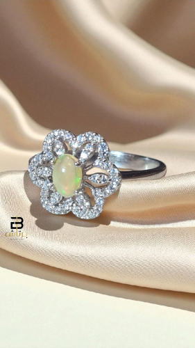 خاتم اوبال نسائي