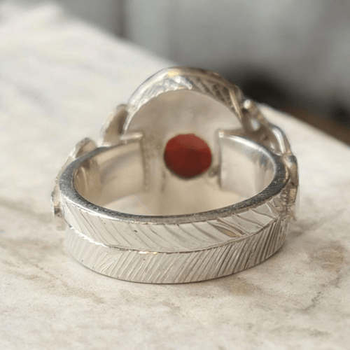 خاتم بحجر الجارنت