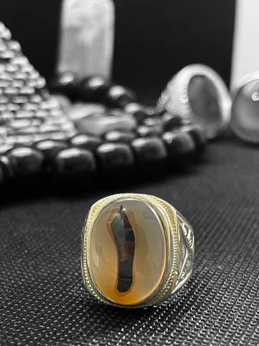 خاتم عقيق يماني مصور