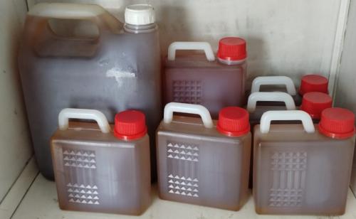 ثلاثه لتر زيت سمسم