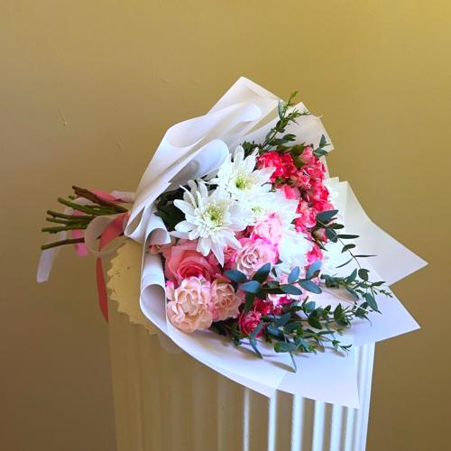 باقة الورد الراقيه