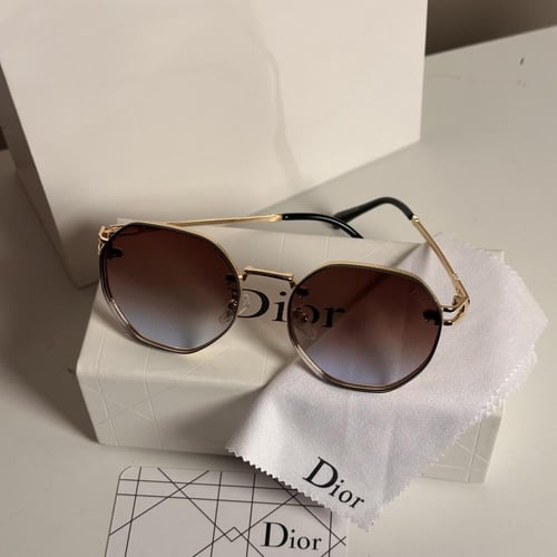 نظارة ديور ماستر ملون