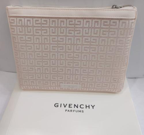 GIVENCHY FLAT PINK POUCH TROUSSE PLATE NUDE