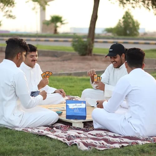 بوكس العب بالخمس - العاب جماعية رهيبة (22 لعبة)