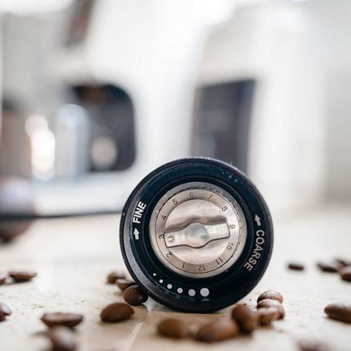 طاحونة قهوة يدوية من باريستار