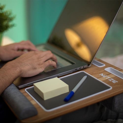 ستاند لابتوب خشبي كبير من نيتزي