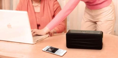 سبيكر بلوتوث اون بيت باللون الأسود من ديفوم