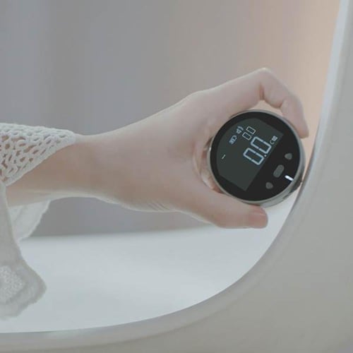 متر قياس رقمي ذكي باللون الأسود من اكس قير