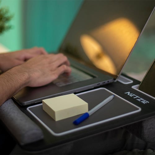 ستاند لابتوب رصاصي من نيتزي