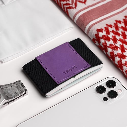محفظة بطاقات باللون الأسود و البنفسجي من تروف