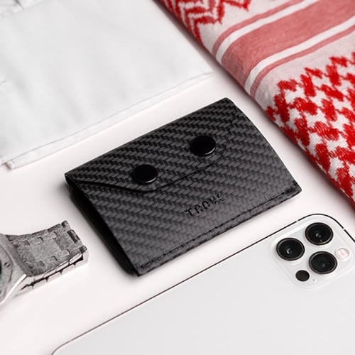 محفظة بطاقات الإصدار الثالث باللون الفايبر و الأسو...