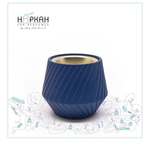 مبخرة زرقاء شبه اسطوانية