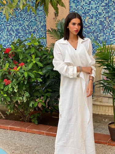 عباية بالكسر