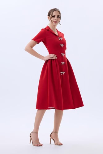 فستان احمر كريب ناعم