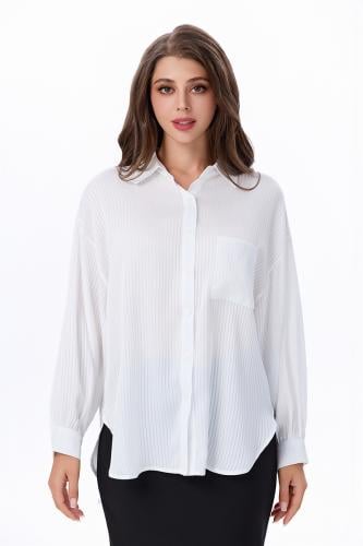 بلوزة اوف وايت بتصميم كلاسيكي