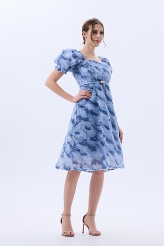 فستان تول مموّج