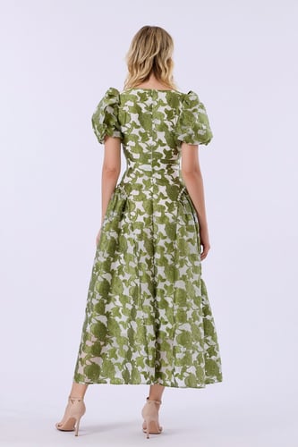 فستان جاكار أخضر و أوف وايت مرصع بالكريستال