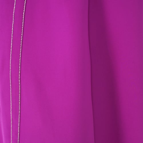 فستان بنفسجي