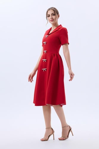 فستان احمر كريب ناعم