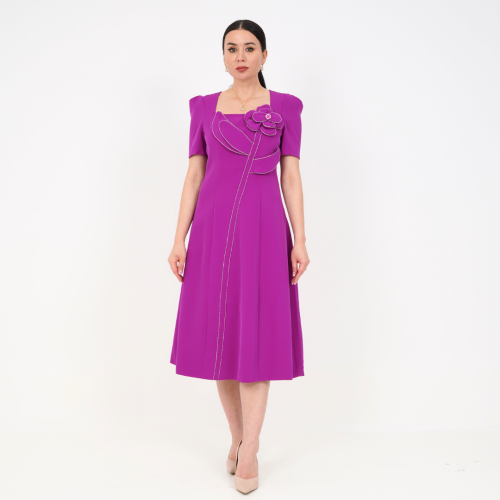 فستان بنفسجي