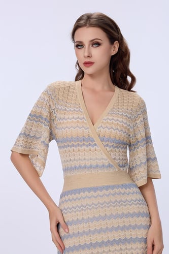 فستان حياكة بلونين