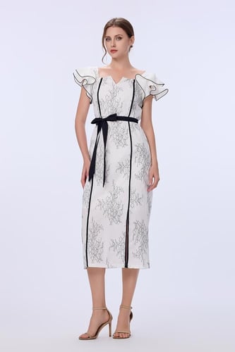 فستان دانتيل اوف وايت