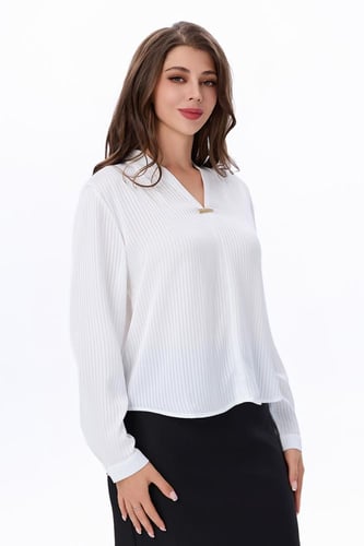 بلوزة اوف وايت ب قصة V